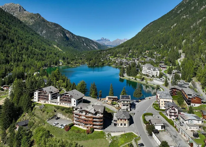 Renaissance 8-12 By Interhome *