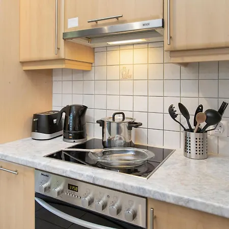 Renaissance 8-12 By Interhome *